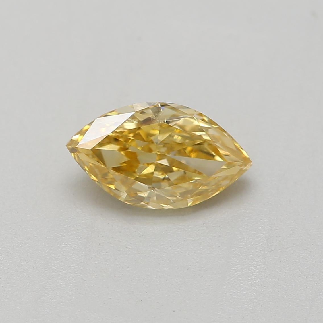 Taille Marquise Diamant jaune orangé intense de 0,44 carat de pureté I1 certifié par le GIA en vente