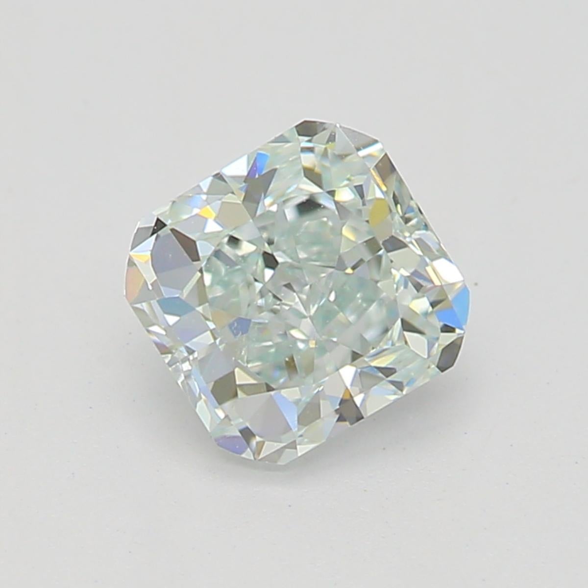 Certificato: GIA
Numero del rapporto: 15383055
Forma e taglio: Cuscino
Peso in carati: 0,45 carati
Misure: 4,42x4,26x2,75
Grado di colore: Verde chiaro fantasia 

CARATTERISTICHE DEL DIAMANTE:

Questo diamante di colore verde-azzurro è un diamante