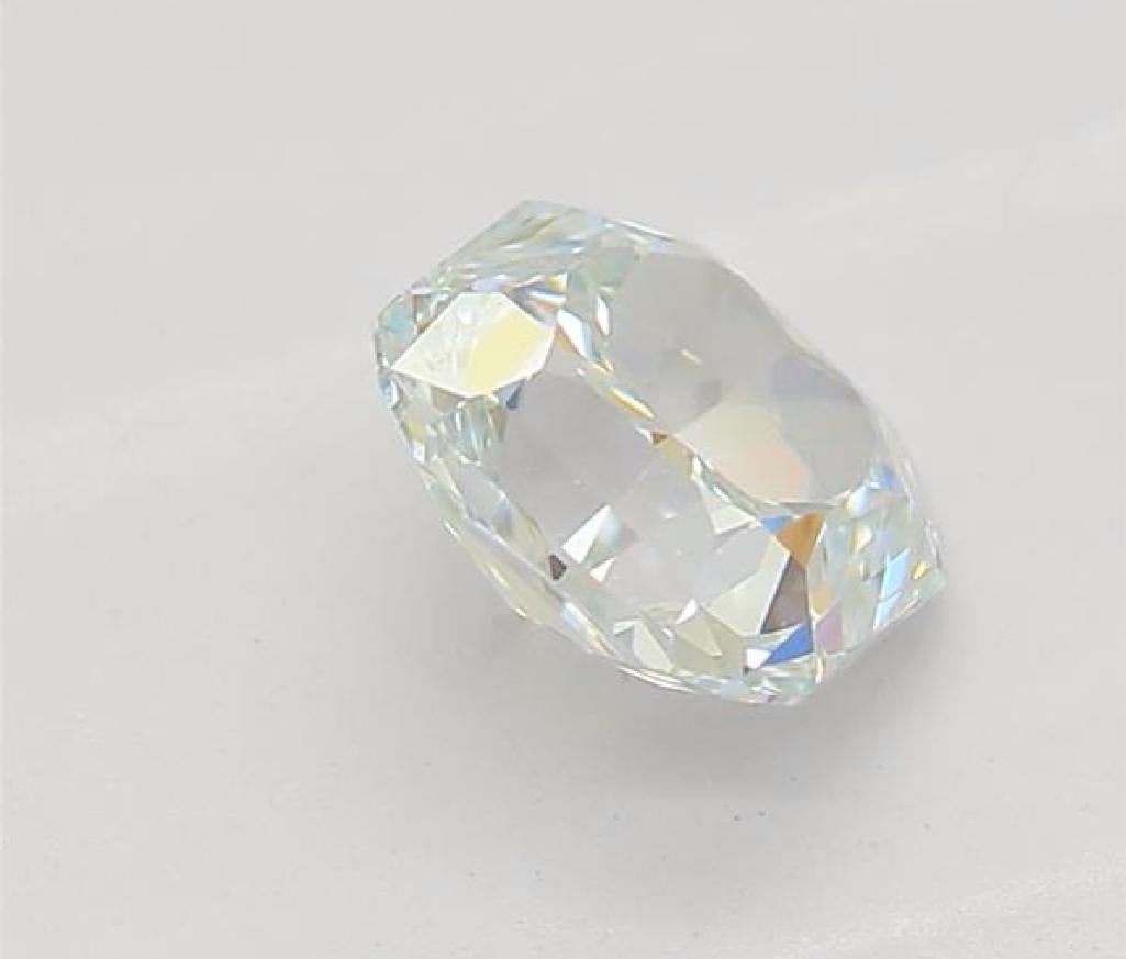 Diamante certificato GIA da 0,45 carati, di colore verde chiaro e bluastro con purezza VVS1 In condizioni Nuovo in vendita a บางรัก, TH