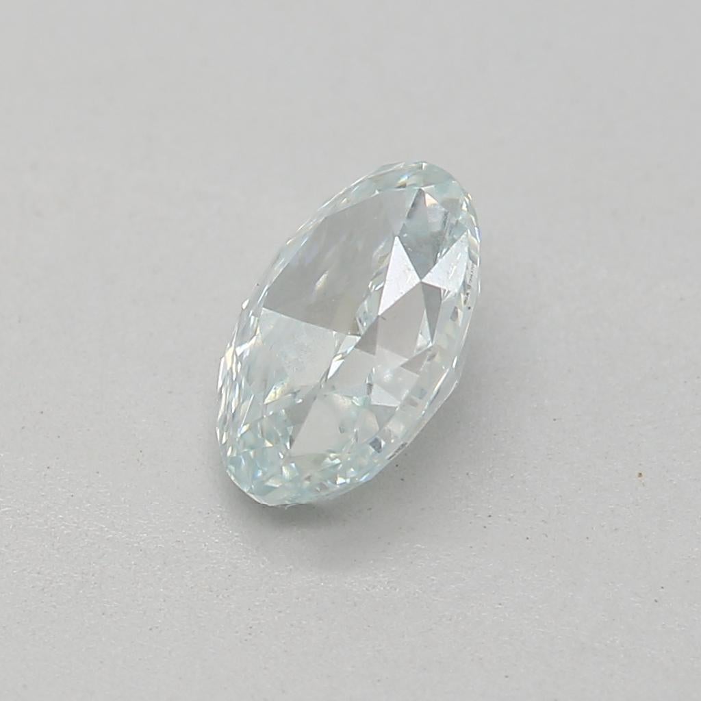 GIA Certified 0.47 Carat Fancy Light Bluish green VS1 Clarity Diamond In New Condition For Sale In บางรัก, TH
