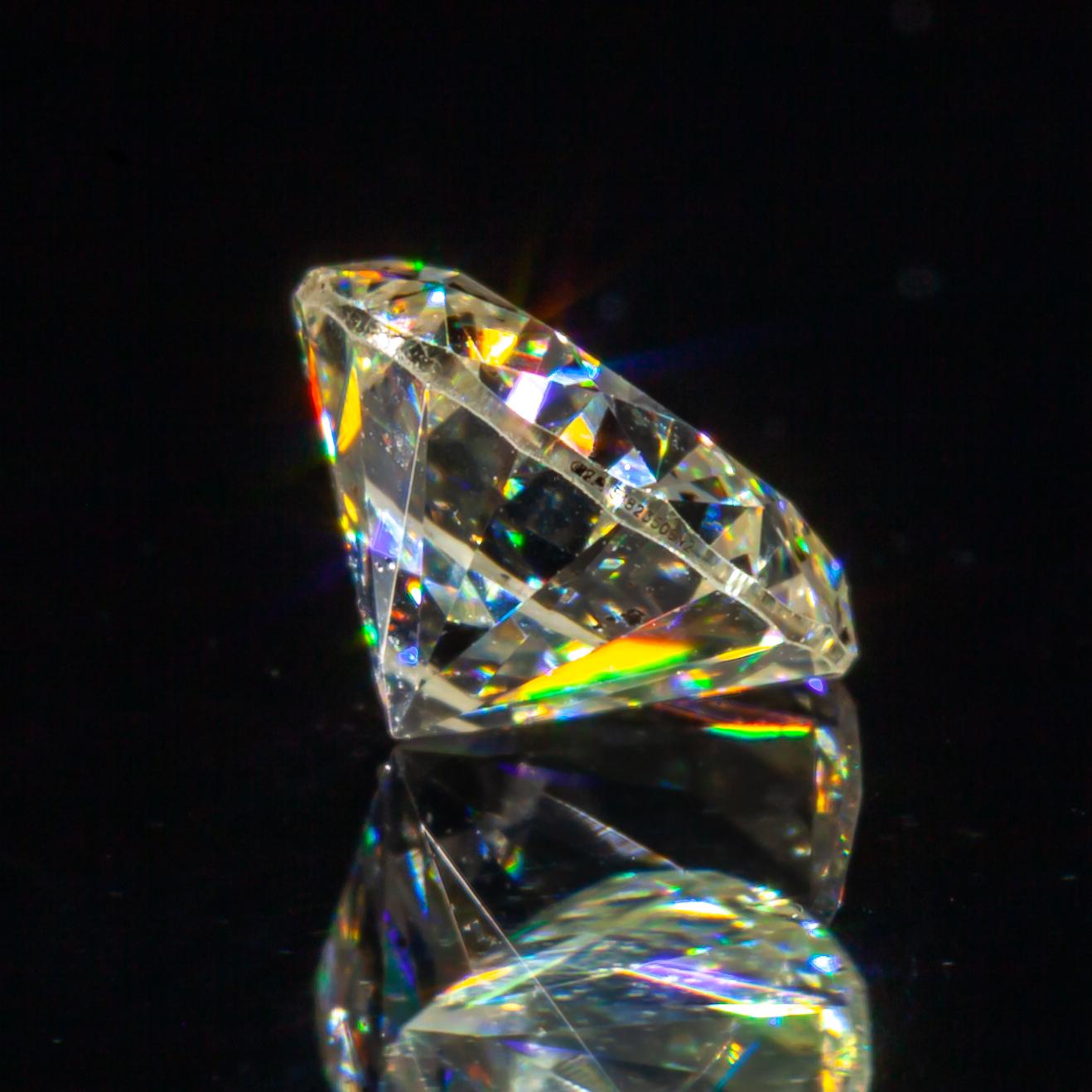 Women's or Men's GIA Certified 0.48 Carat Brilliant Cut Natural Diamond, J Color, VS2 Clarity For Sale