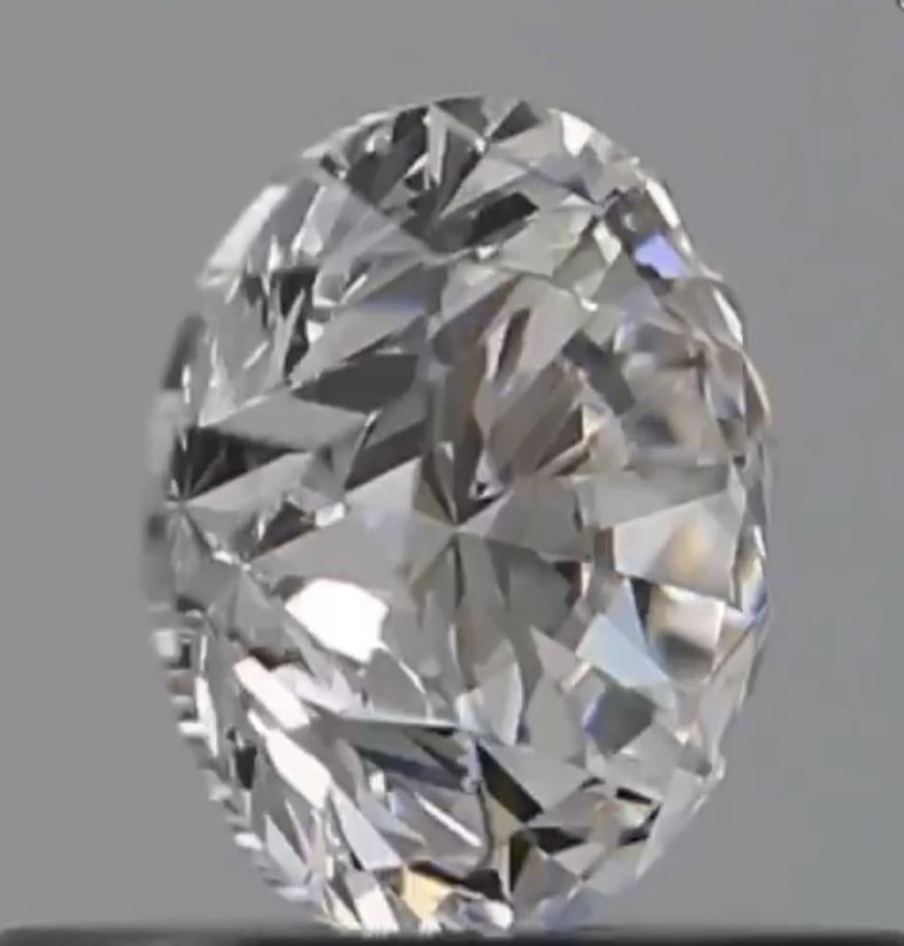 Round Cut GIA Certified 0.50 Carat D Colour vvs1 Clarity Diamond For Sale