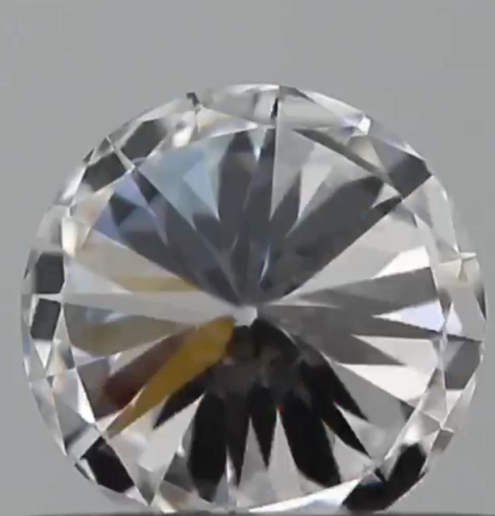 Women's or Men's GIA Certified 0.50 Carat E Colour VVS1 Clarity Diamond For Sale
