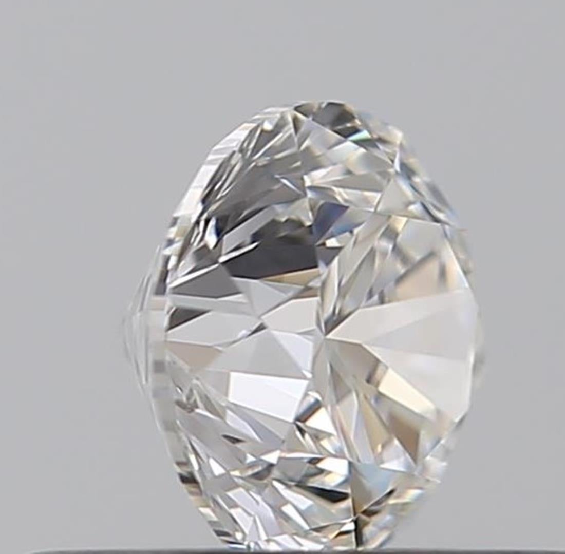 GIA Certified 0.50 Carat E Colour VVS1 Clarity Diamond For Sale 1