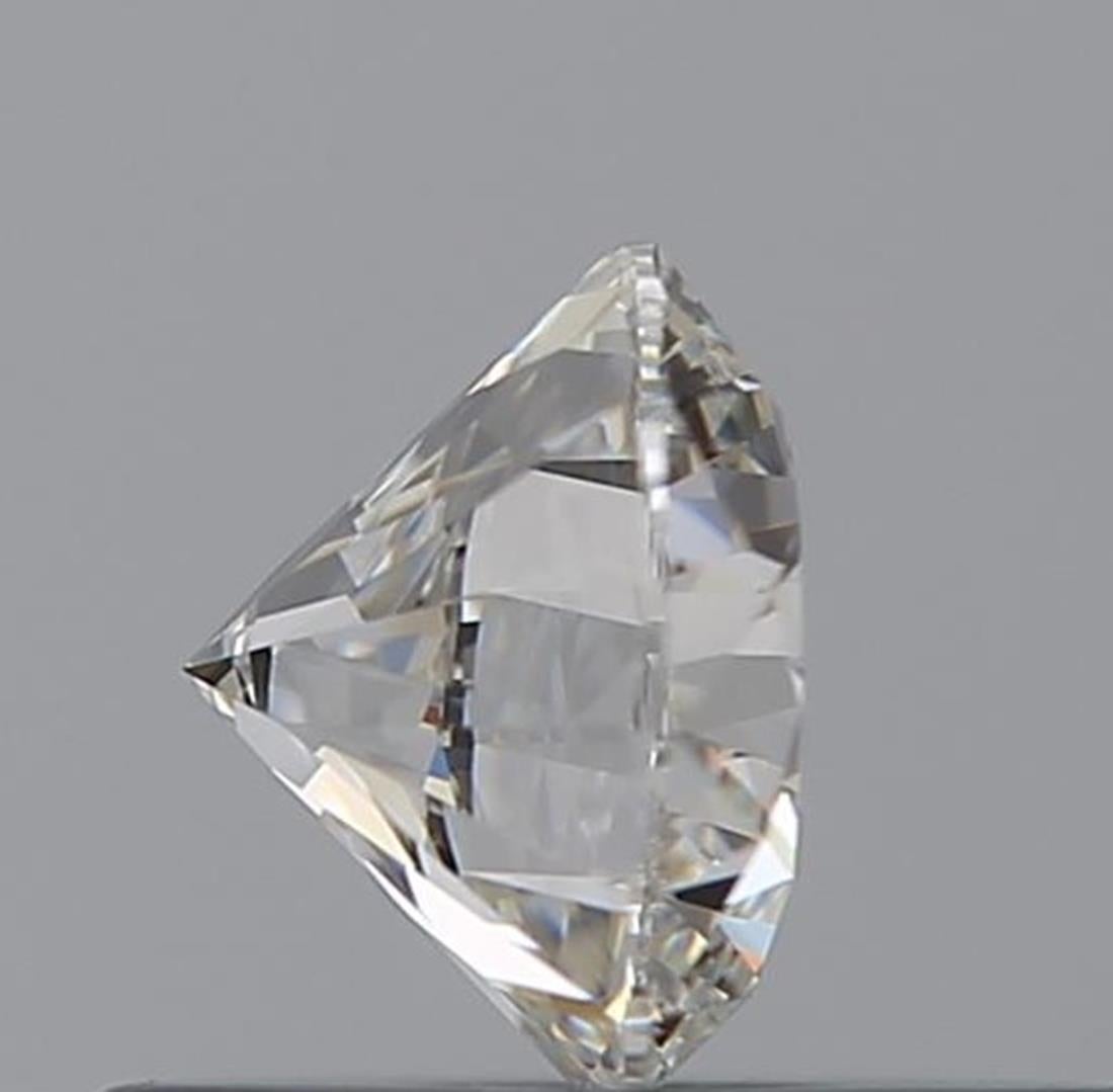 Round Cut GIA Certified 0.50 Carat F Colour VVS1 Clarity Diamond For Sale