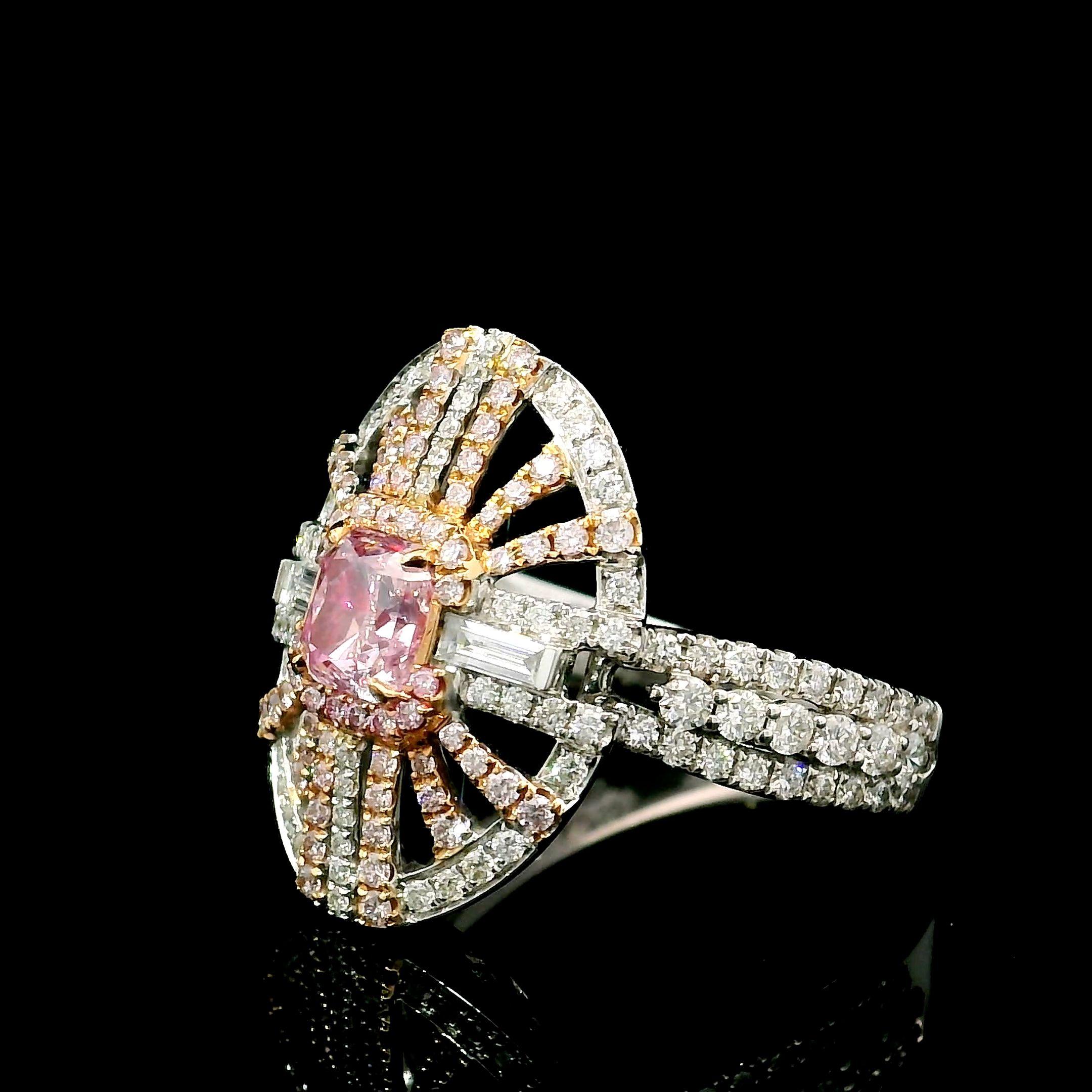GIA Certified 0.50 Carat Faint Pink VS2 Clarity Diamond Ring In New Condition For Sale In บางรัก, TH