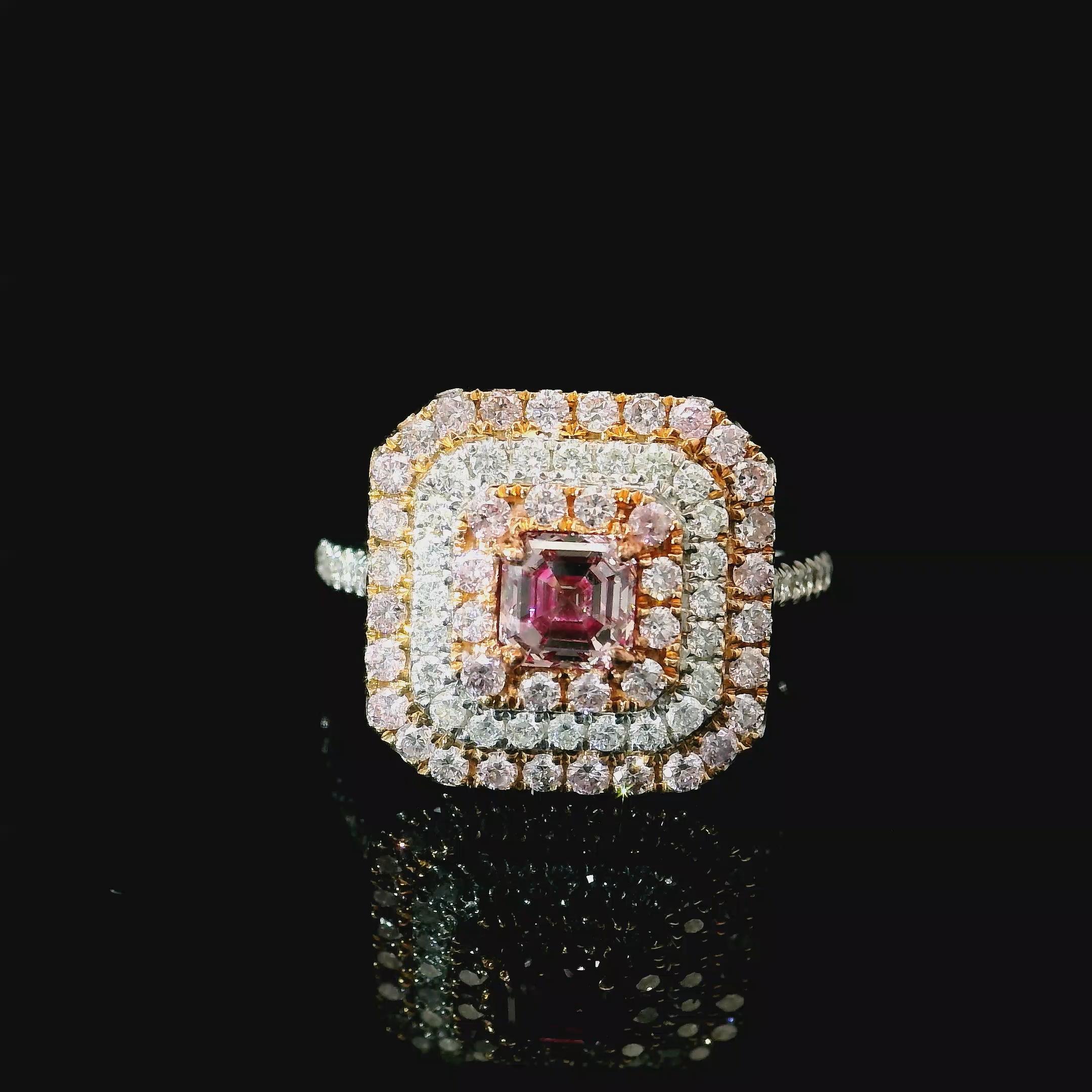 Taglio smeraldo Anello con diamante certificato GIA da 0,50 carati, di colore rosa-marrone VVS2 e chiarezza in vendita
