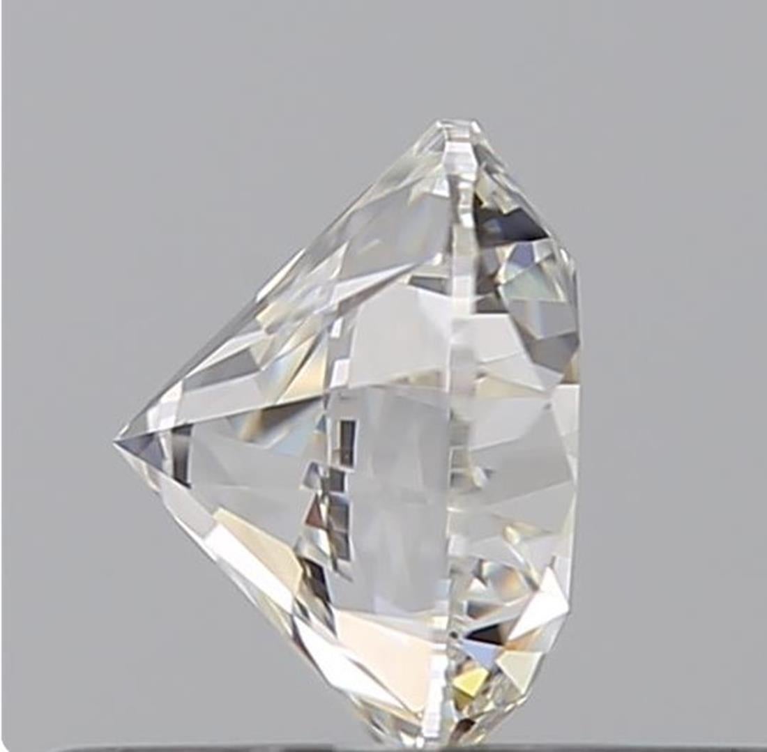 Round Cut GIA Certified 0.50 Carat G Colour IF Clarity Diamond For Sale