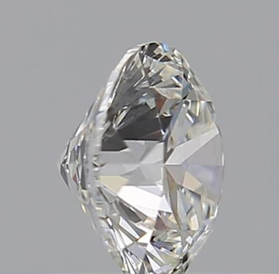 GIA Certified 0.50 Carat G Colour VVS1 Clarity Diamond In New Condition For Sale In บางรัก, TH