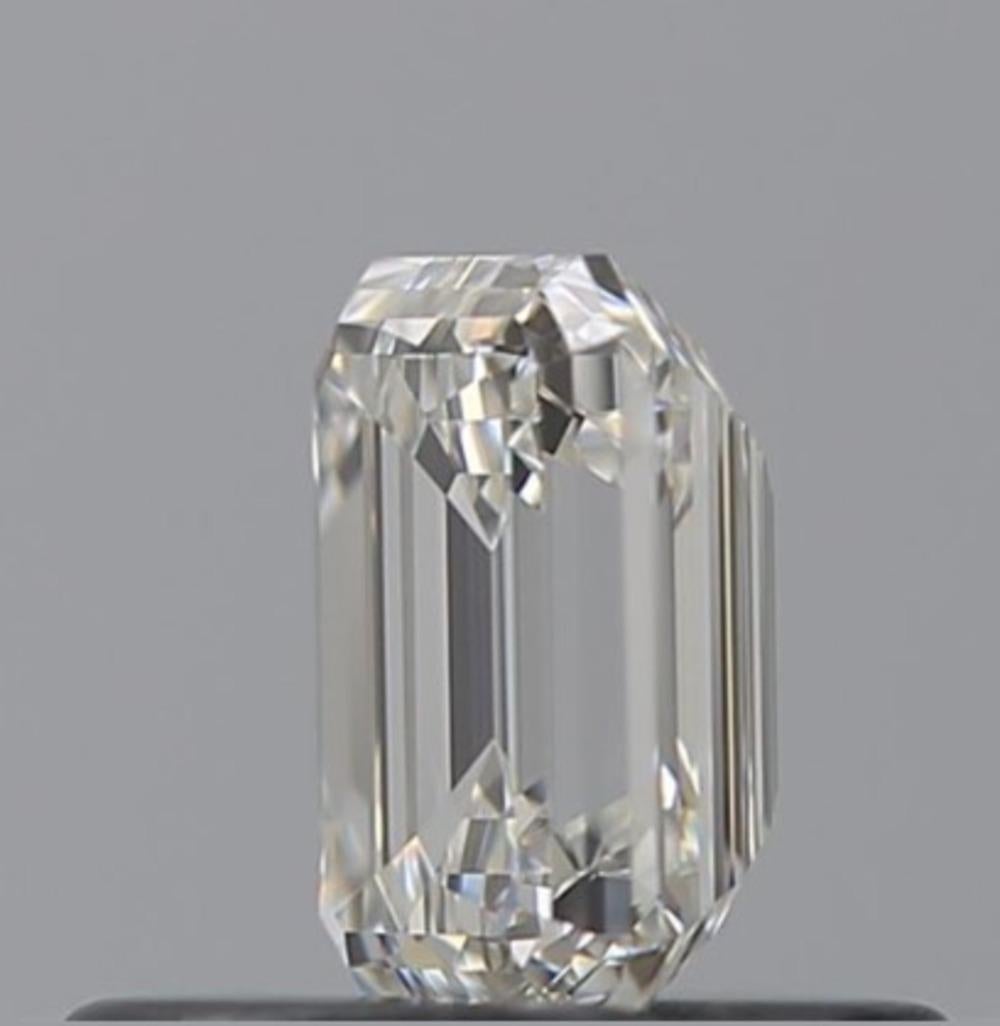 GIA Certified 0.50 Carat H Colour VVS2 Clarity Diamond In New Condition For Sale In บางรัก, TH