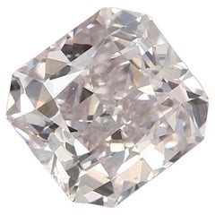 Diamante certificado por GIA de 0,50 quilates de color rosa claro y claridad SI1
