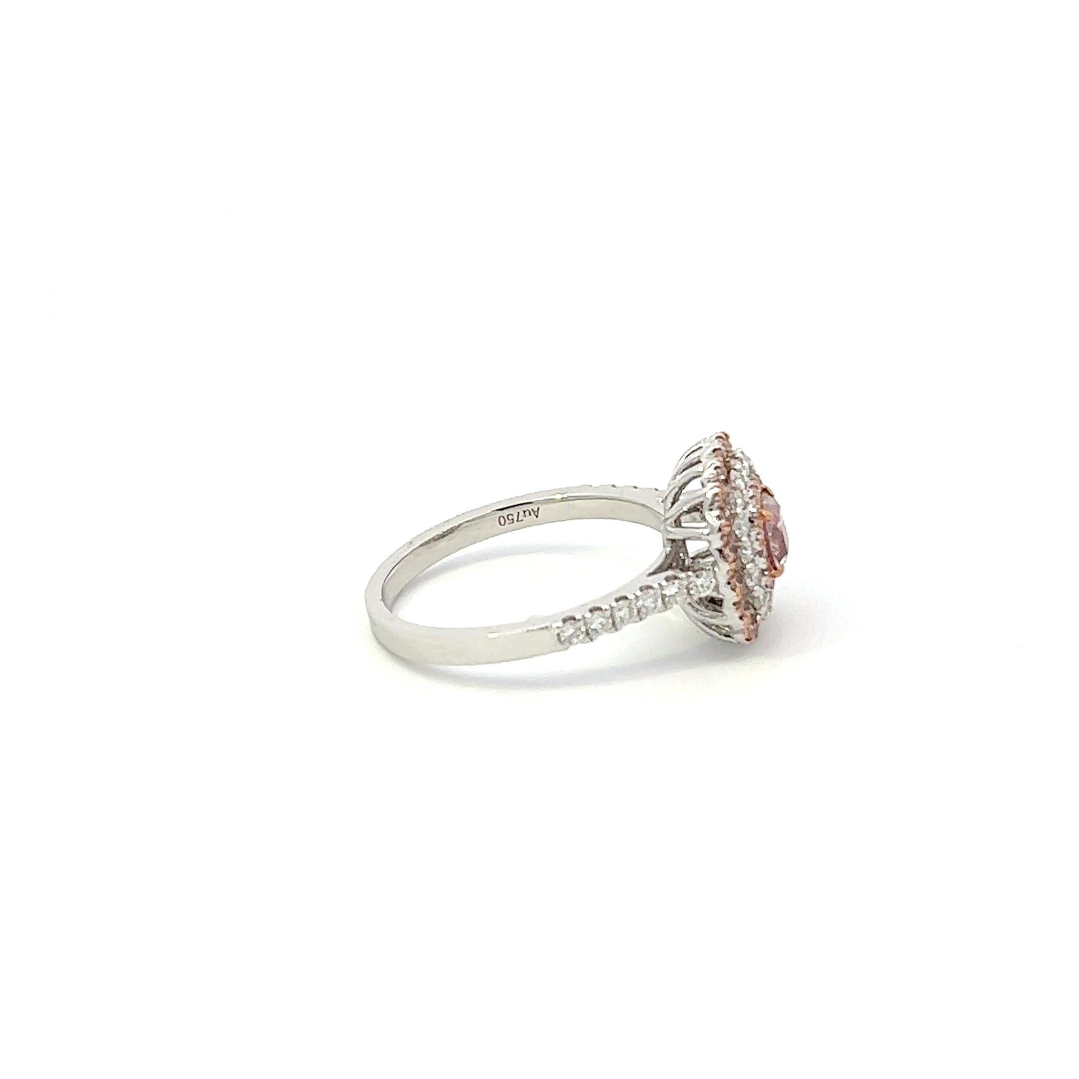 Taille coussin Bague en diamant rose de 0,50 carat certifié par le GIA en vente