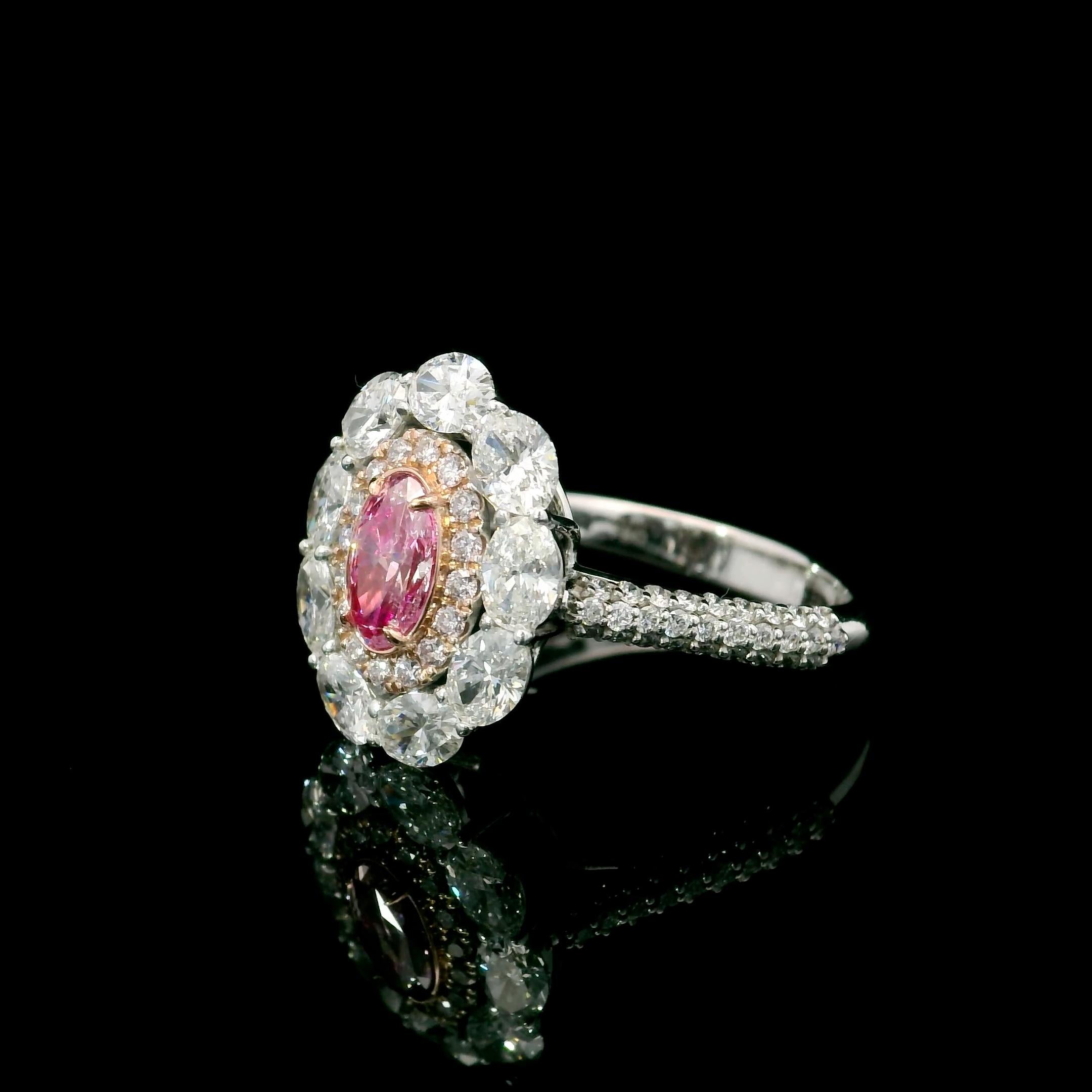 GIA Certified 0.50 Carat Very Light Pink SI2 Clarity Diamond Ring In New Condition In บางรัก, TH