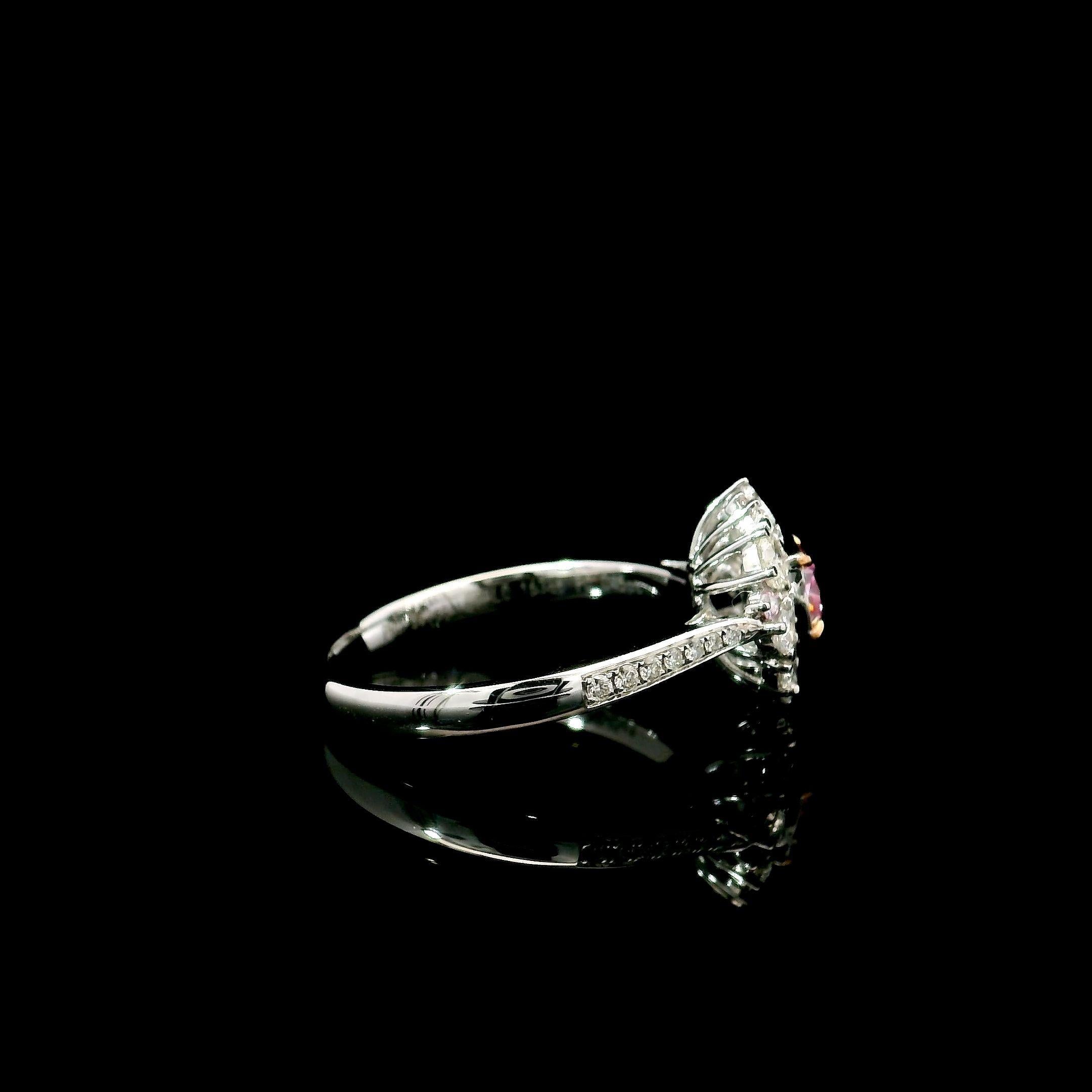 GIA Certified 0.50 Carat Very Light Pink VS2 Clarity Diamond Ring For Sale 2