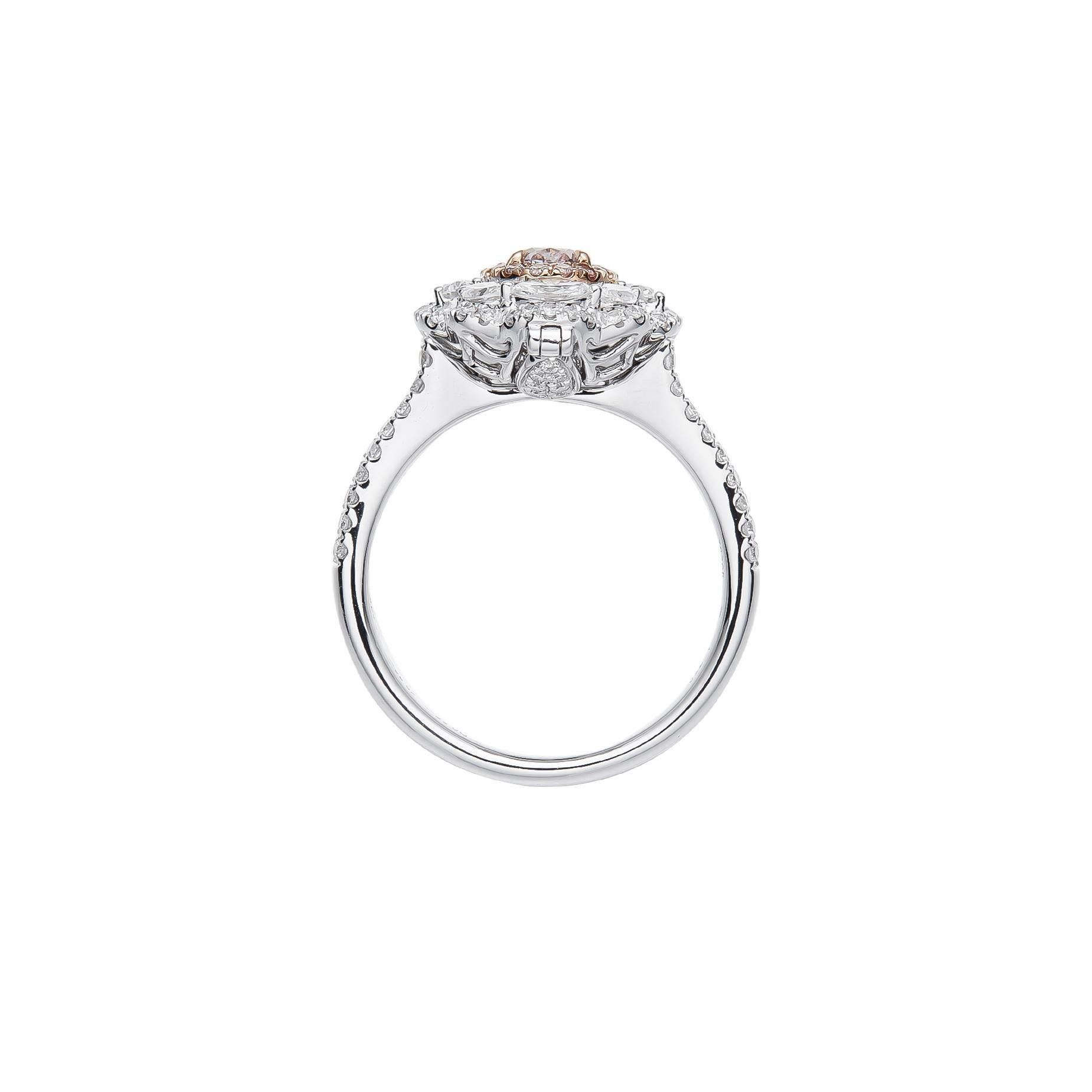 GIA-zertifizierter, 0,50 Karat Hellrosa ovaler Solitär-Ring mit natürlichem Fancy-Diamant (Zeitgenössisch) im Angebot