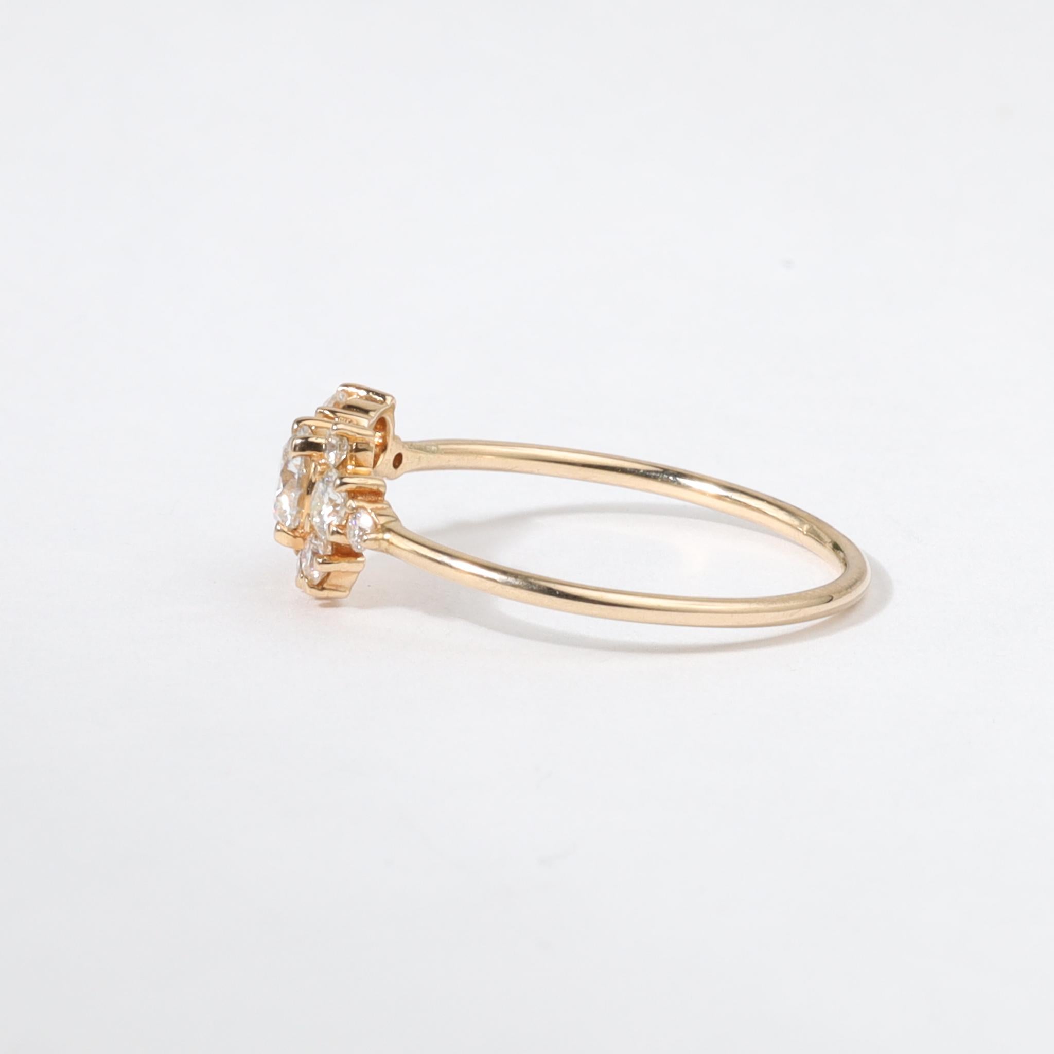 Verlobungsring aus 18 Karat Gelbgold mit GIA-zertifiziertem 0,50 Karat rundem Diamant-Cluster im Angebot 4