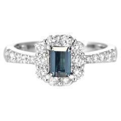 Anello con alessandrite brasiliana e diamante certificato GIA da 0,51 carati in platino