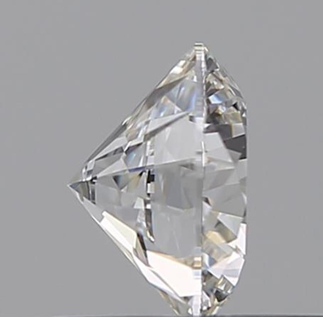 Round Cut GIA Certified 0.51 Carat F Colour VVS1 Clarity Diamond For Sale