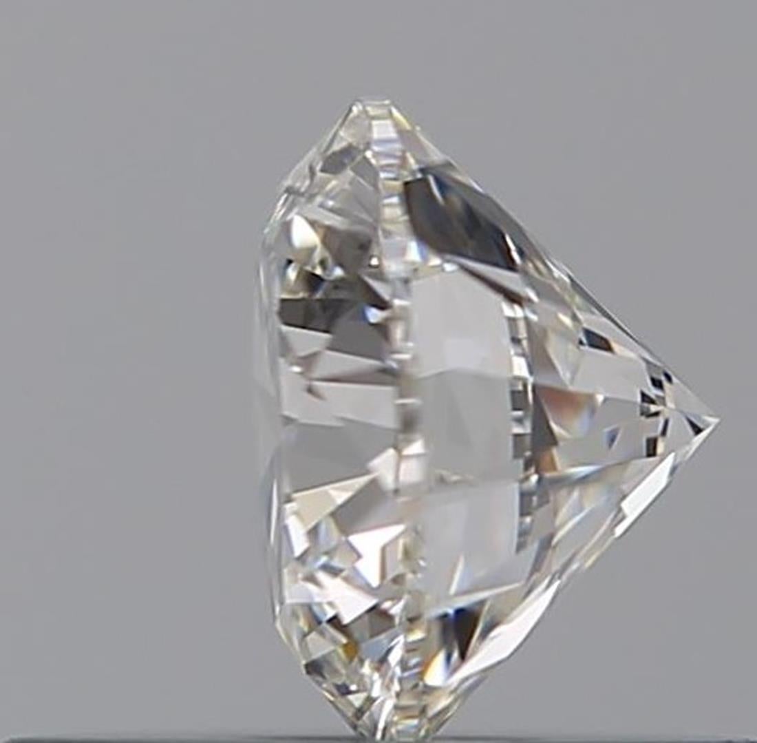 Round Cut GIA Certified 0.51 Carat F Colour VVS1 Clarity Diamond For Sale