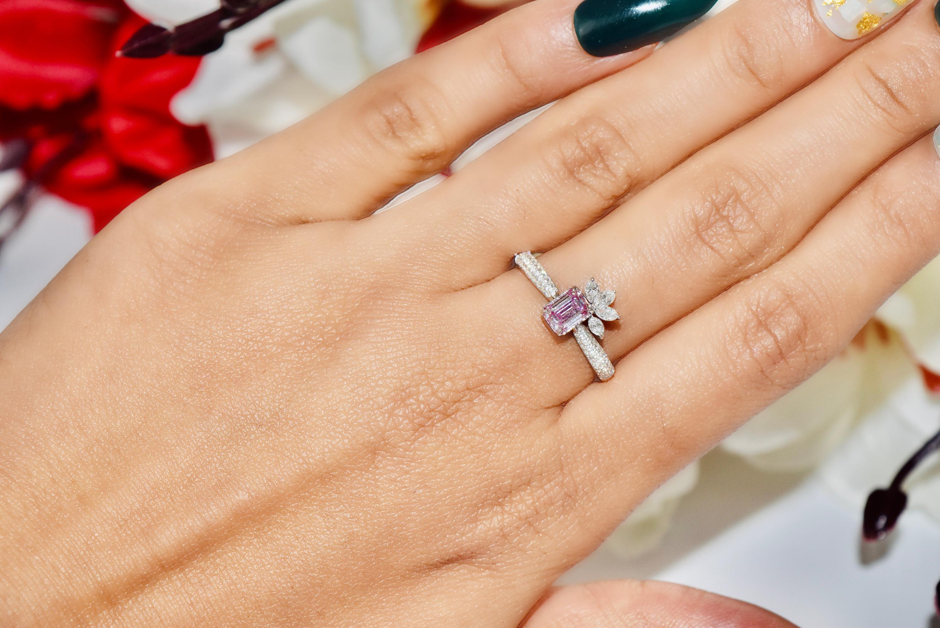GIA Certified 0.51 Carat Faint Pink SI1 Clarity Diamond Ring For Sale 6