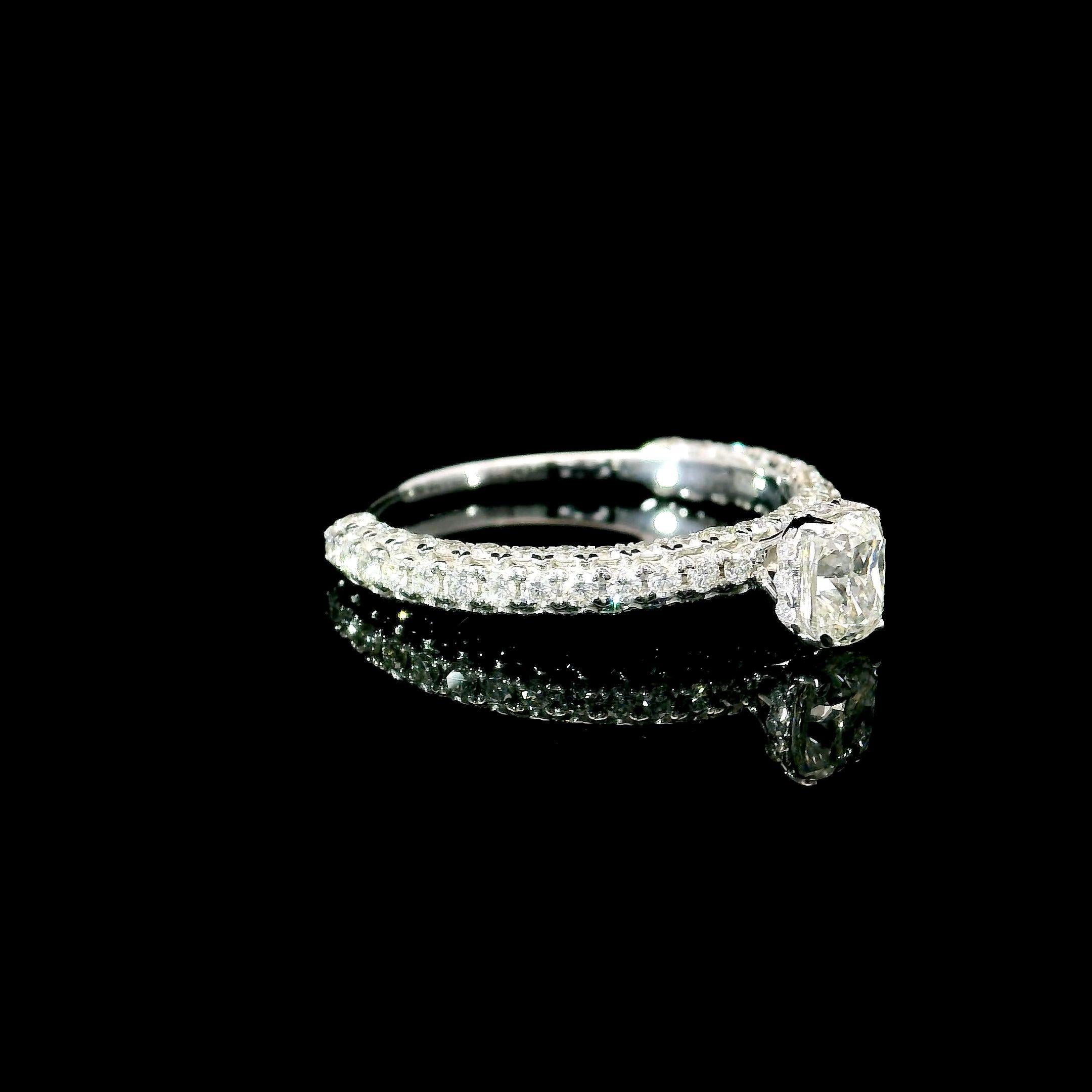 Taglio cuscino Diamante certificato GIA da 0,51 carati con colore I e purezza VVS1 in vendita