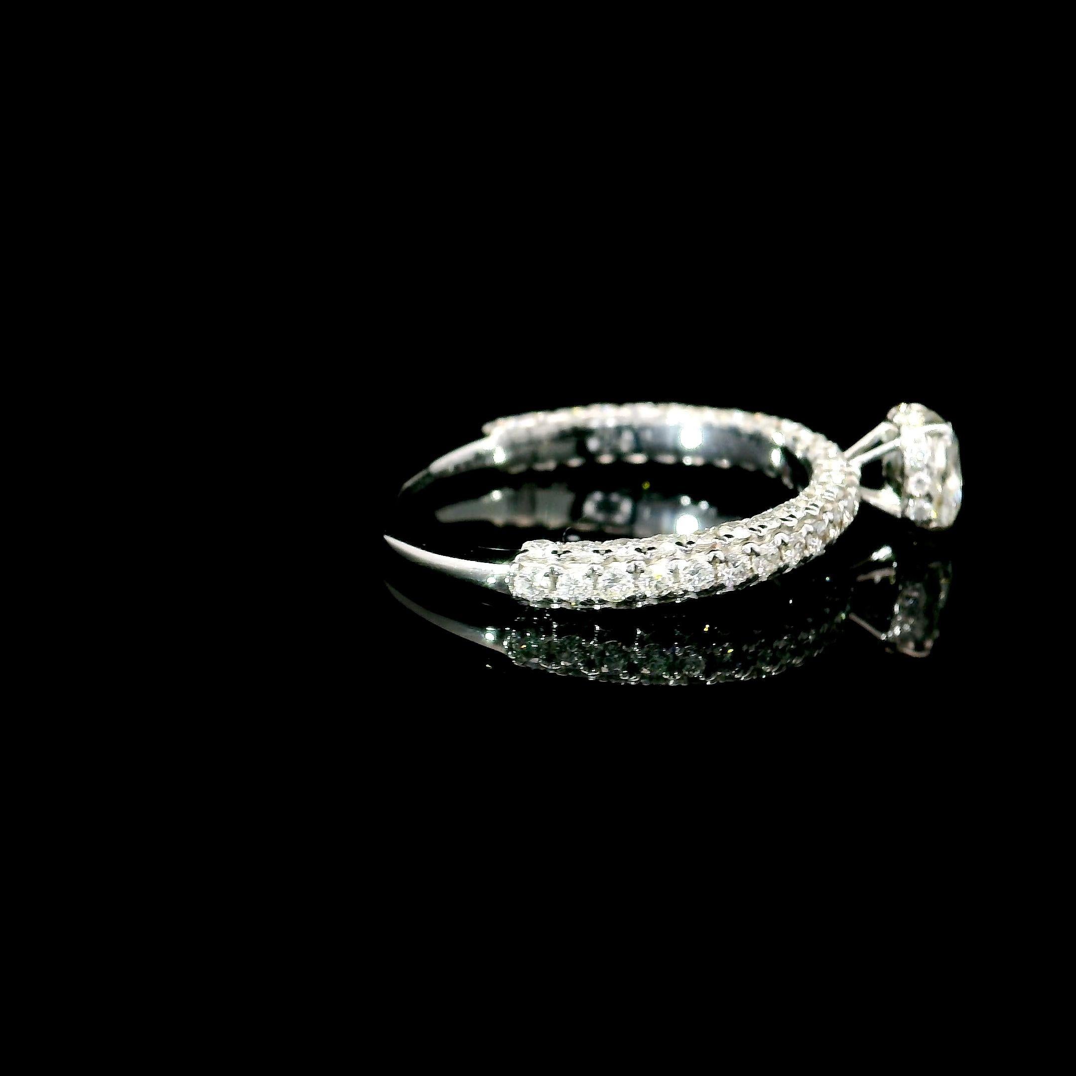 Diamante certificato GIA da 0,51 carati con colore I e purezza VVS1 in vendita 2