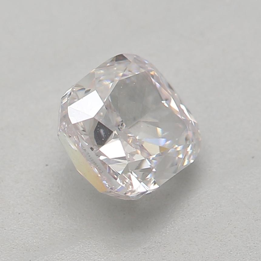 Women's or Men's GIA Certified 0.51 Carat Light Pink VS2 Clarity Diamond For Sale