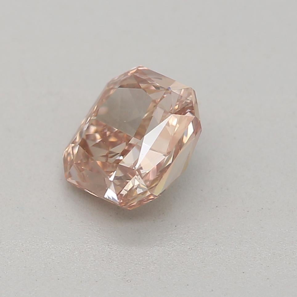 Taille radiant Diamant de 0,52 carat de pureté VS2 de couleur brun orangé fantaisie certifié GIA en vente