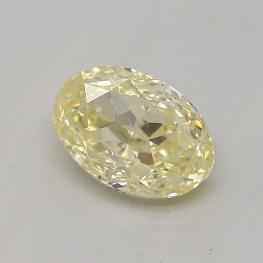 Taille ovale Diamant jaune fantaisie de 0,52 carat de pureté SI1 certifié GIA en vente