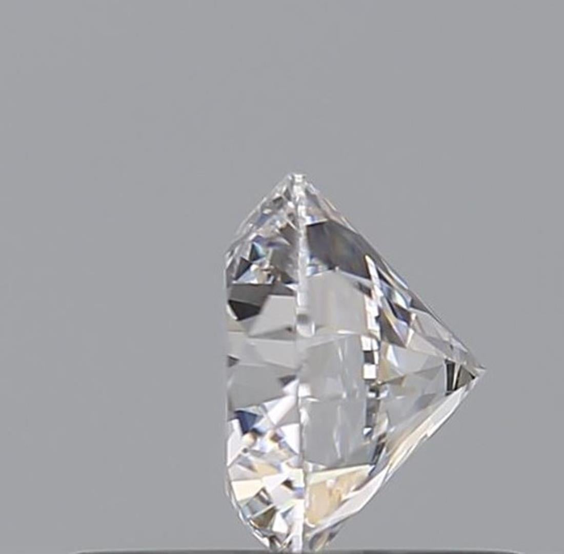 GIA Certified 0.53 Carat D Colour VVS2 Clarity Diamond In New Condition For Sale In บางรัก, TH