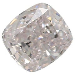Diamante certificato GIA da 0,53 carati di colore rosa tenue con purezza VS2