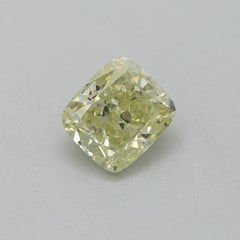 Diamant de 0,53 carat de pureté jaune vert fantaisie SI2 certifié GIA