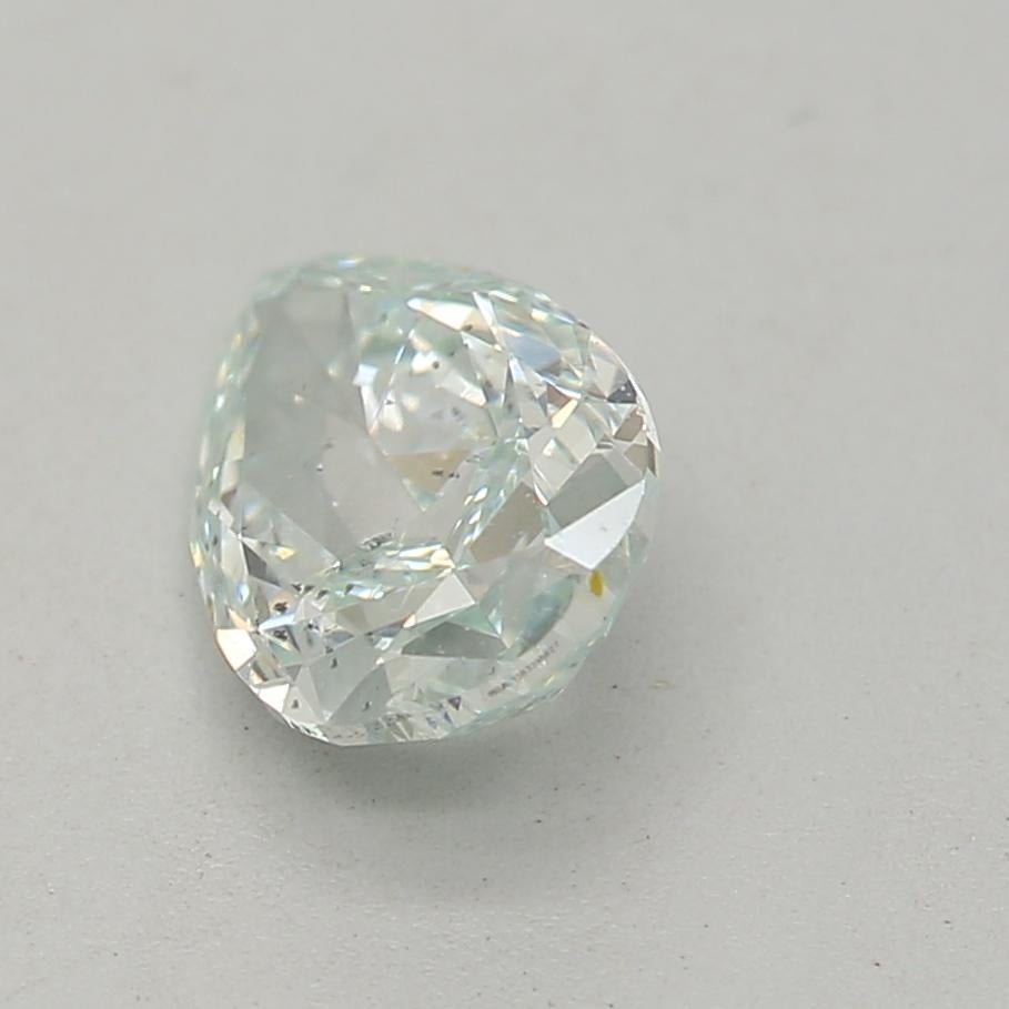 Diamante certificado por GIA de 0,53 quilates de fantasía verde azulado claro con claridad SI2 Corte pera en venta