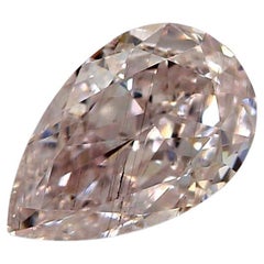 Diamante certificado por el GIA de 0,53 quilates de color rosa claro y claridad SI2