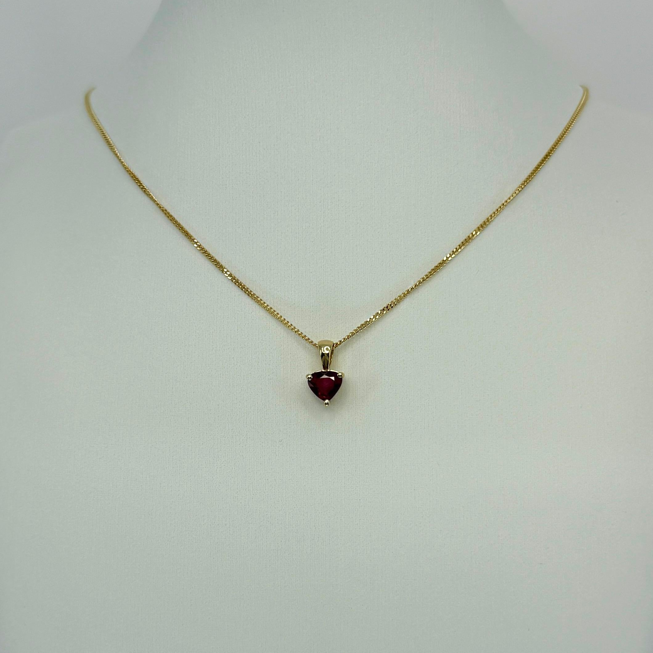GIA zertifiziert 0,53ct unbehandelten Herzschliff Rubin 18k Gelbgold Anhänger Halskette im Angebot 4