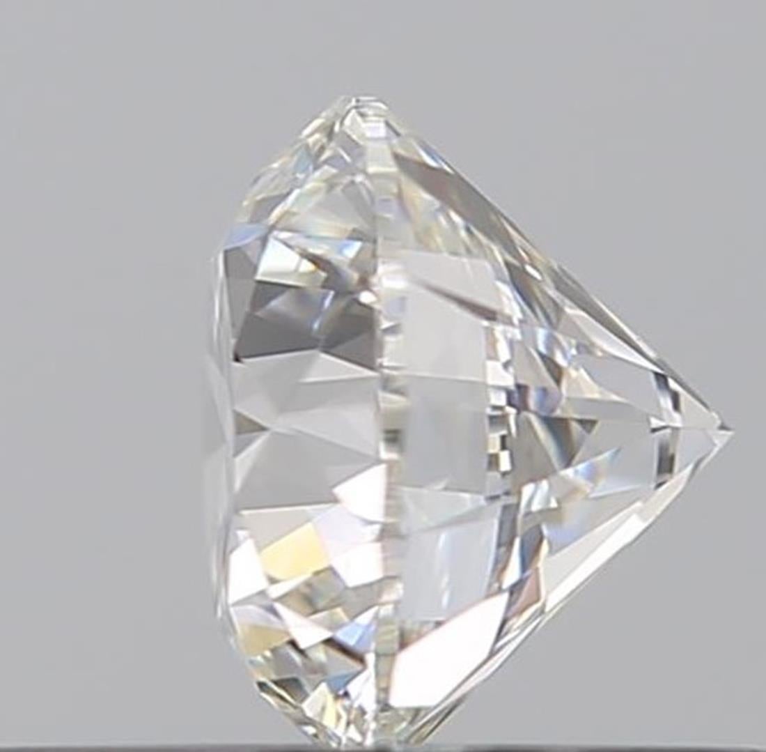GIA Certified 0.54 Carat F Colour VVS1 Clarity Diamond In New Condition For Sale In บางรัก, TH