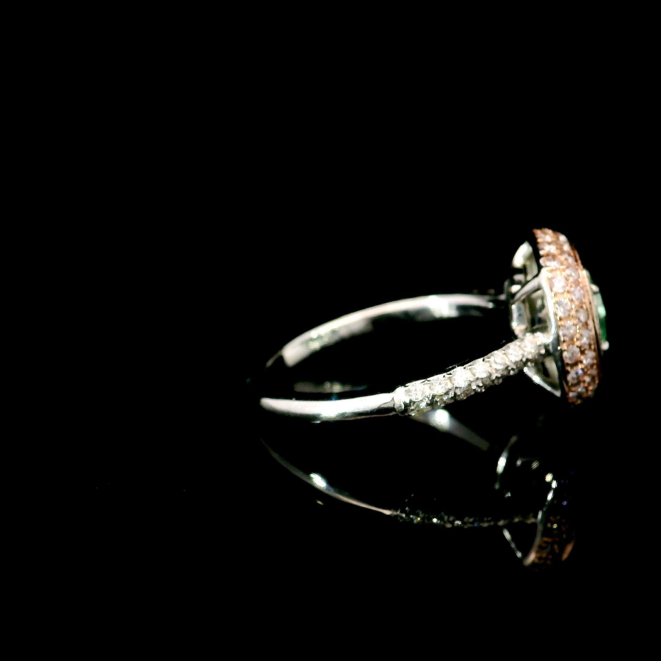 GIA Certified 0.54 Carat Fancy Light Yellow Green VS2 Clarity Diamond Ring For Sale 2