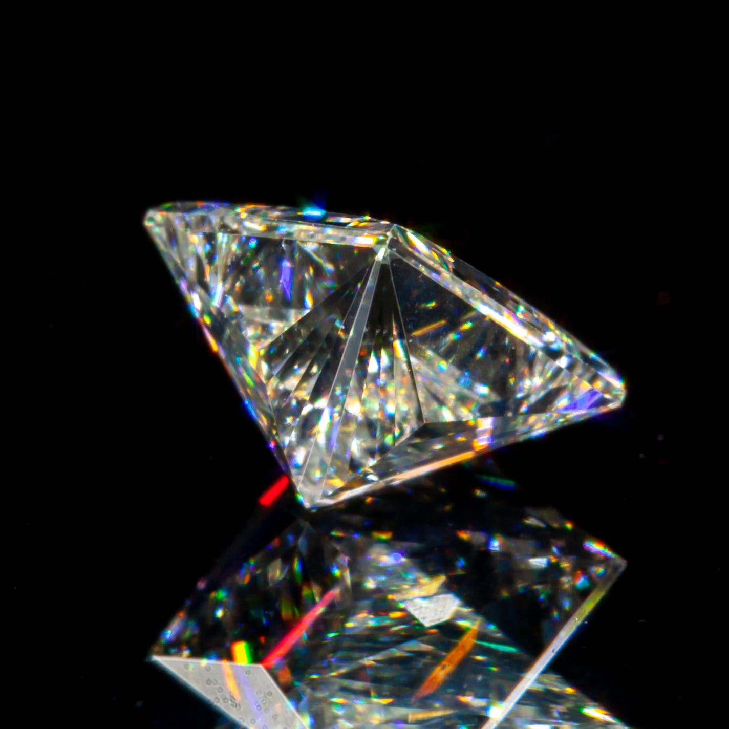 GIA Certified 0.54 Carat Princess Cut Natural Diamond, J Color, VS2 Clarity For Sale 1