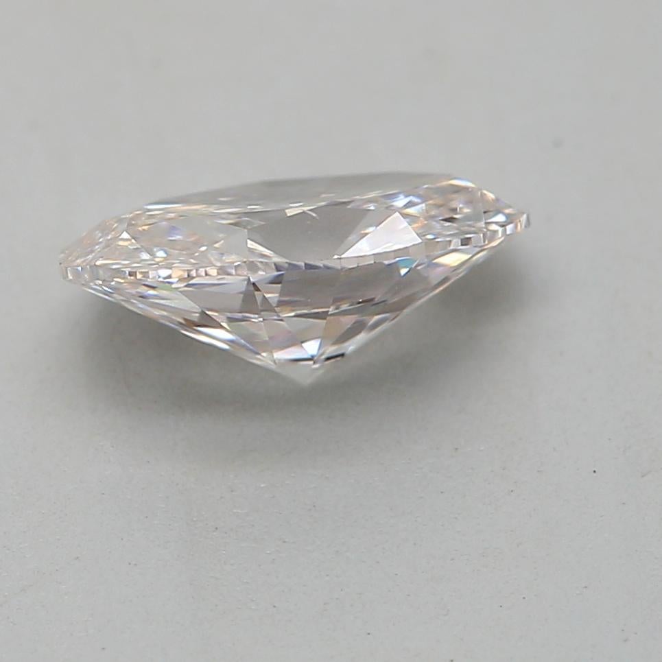 Diamante certificato GIA da 0,54 carati di colore rosa molto chiaro con purezza VS2 in vendita 2