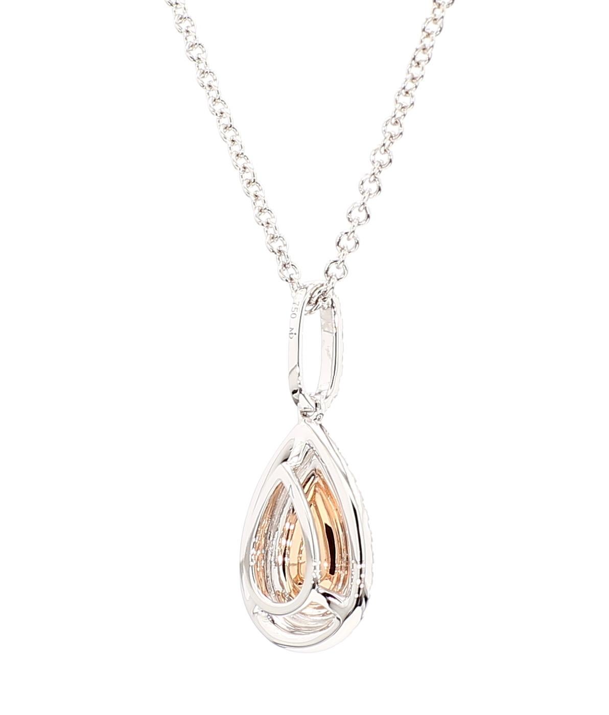 Ciondolo a doppia aureola con diamante rosa da 0,55 carati certificato GIA in oro 18K in vendita 2