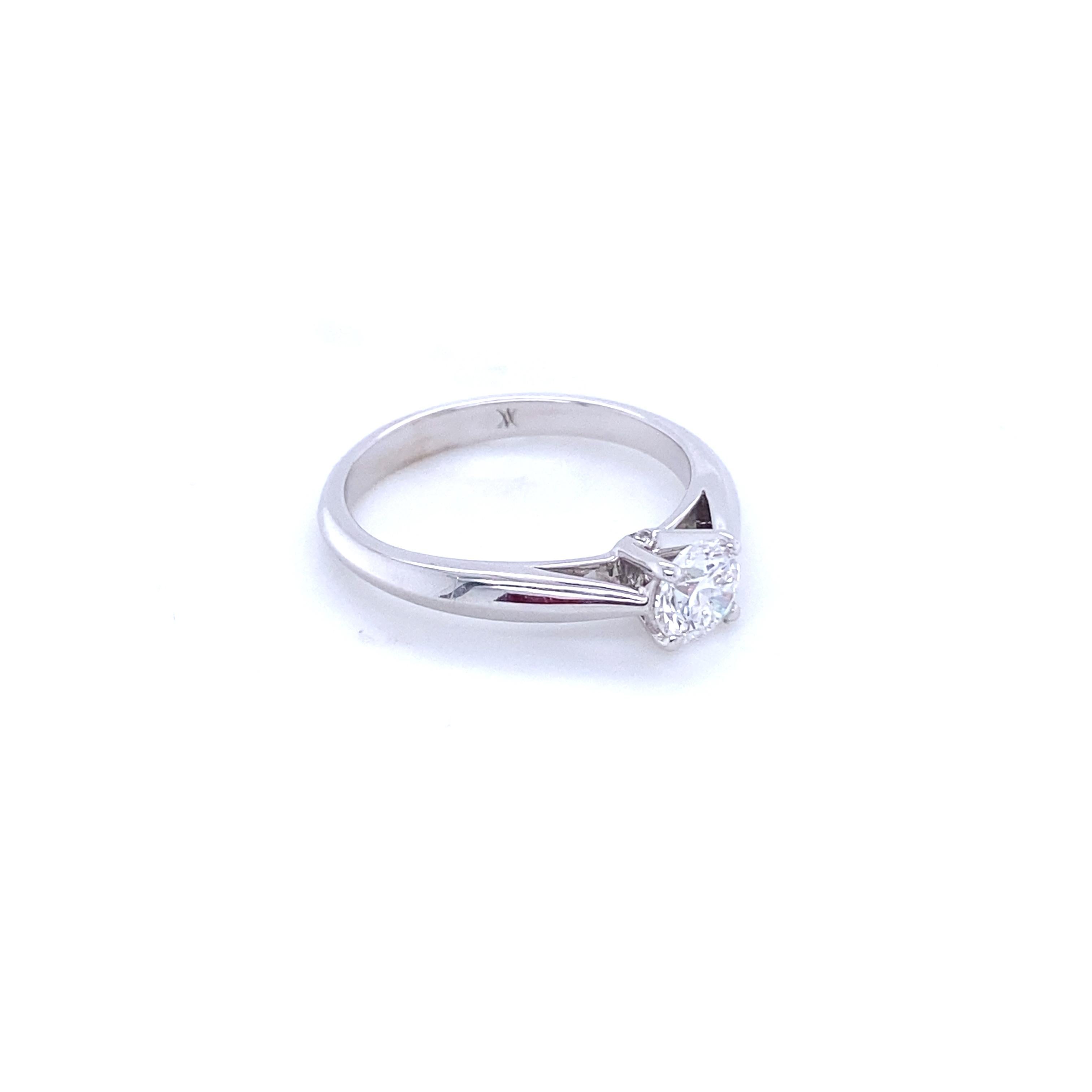Modern GIA Certified 0.56 Carat Diamond Ring White Gold For Sale