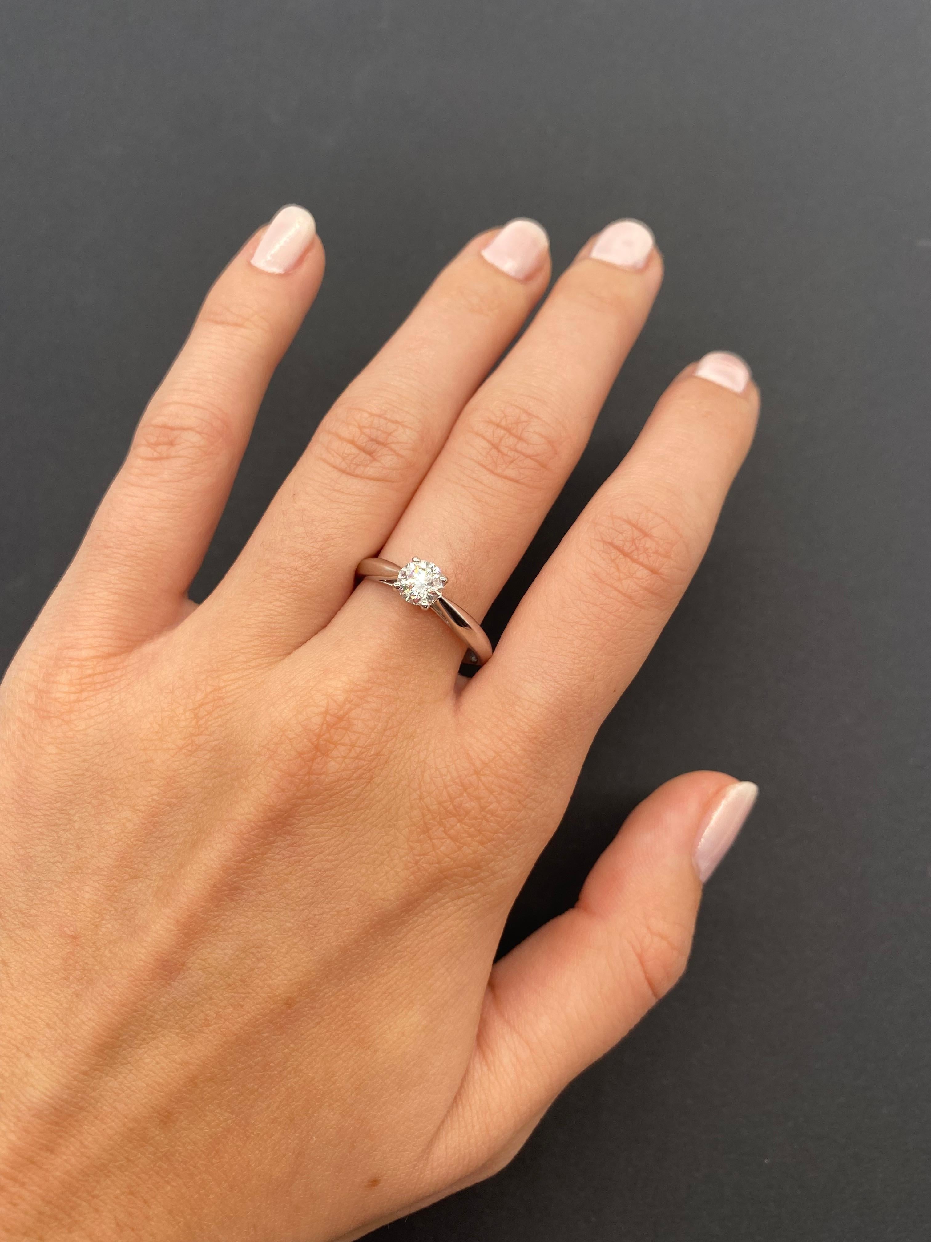 Women's GIA Certified 0.56 Carat Diamond Ring White Gold For Sale