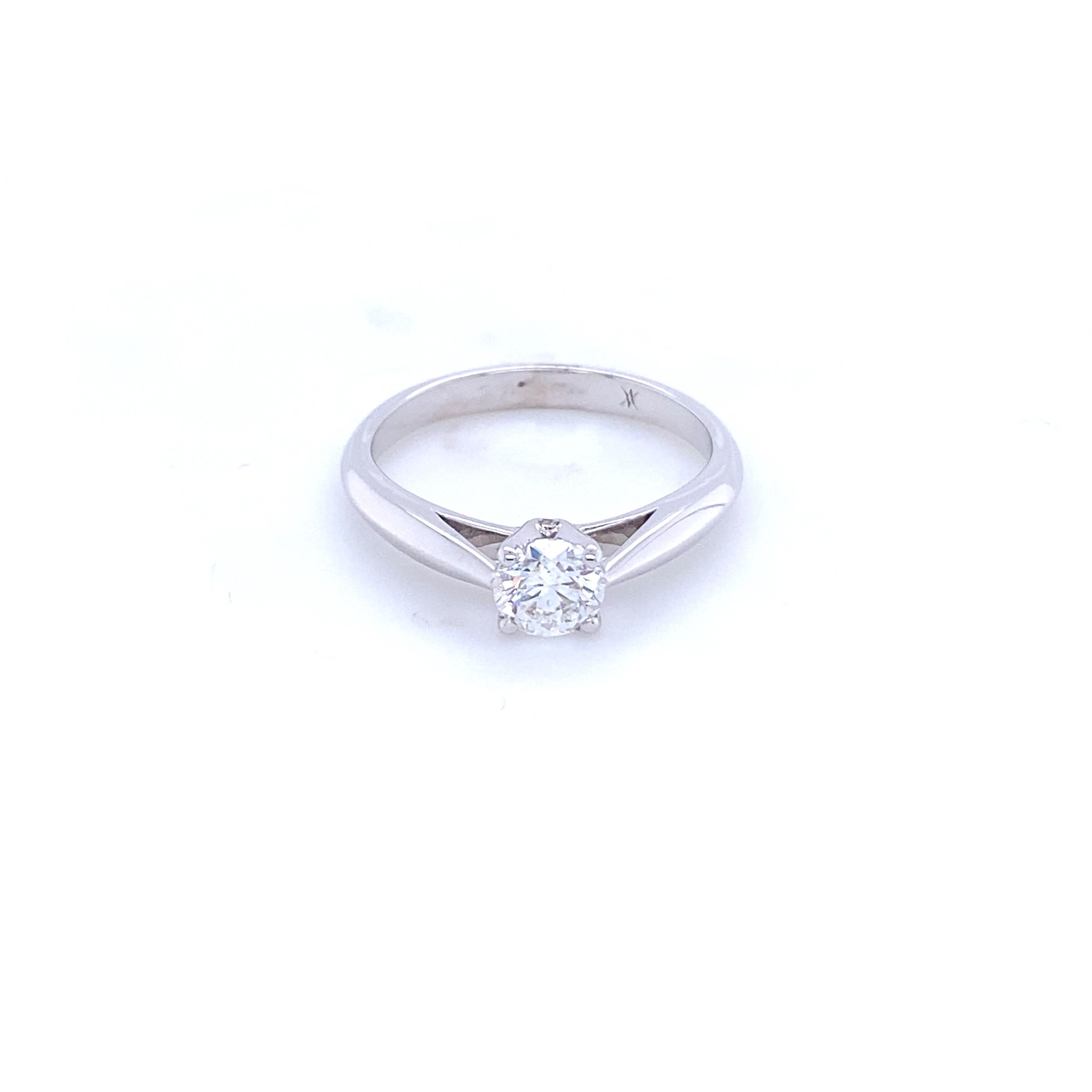 GIA Certified 0.56 Carat Diamond Ring White Gold For Sale 2