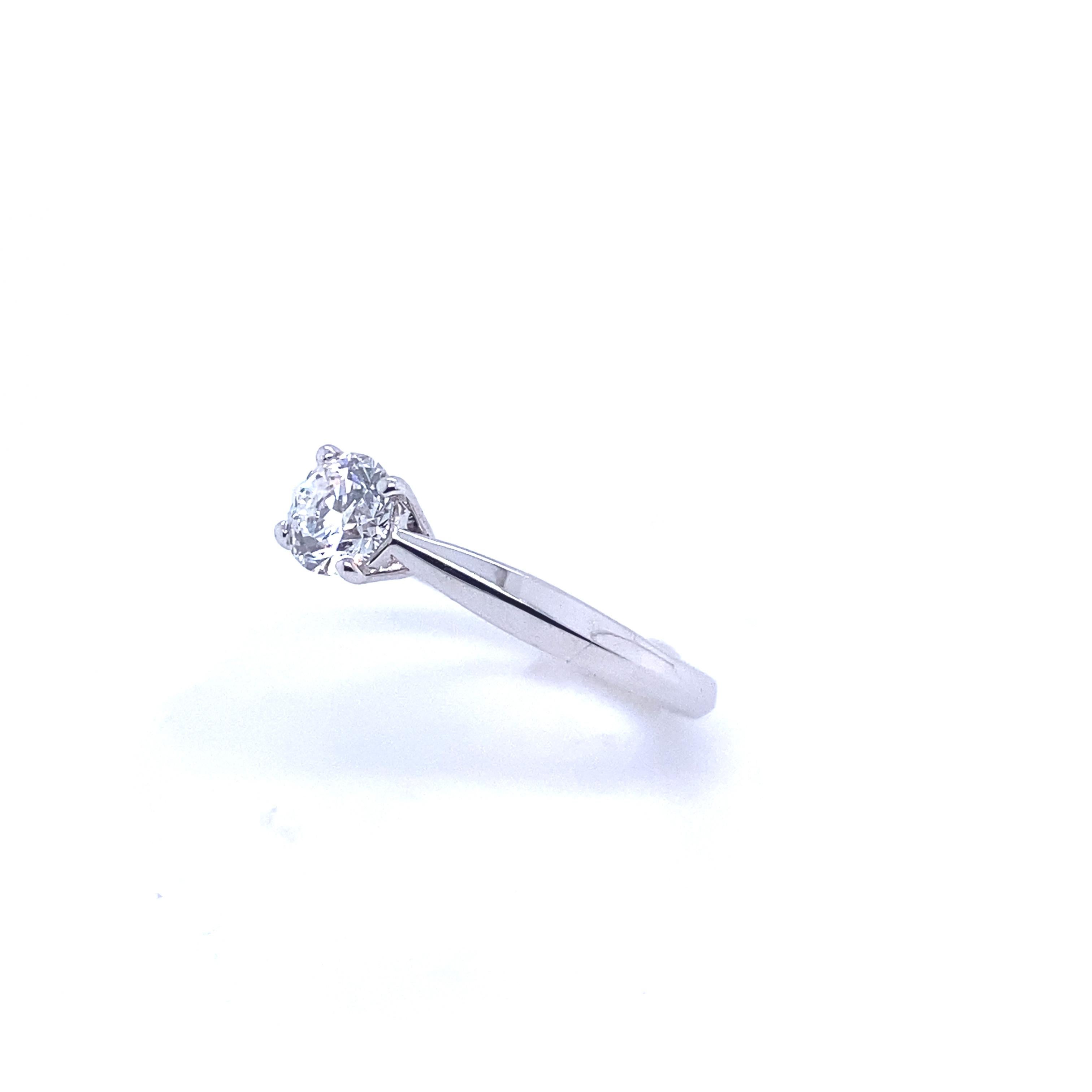 GIA Certified 0.56 Carat Diamond Ring White Gold For Sale 3