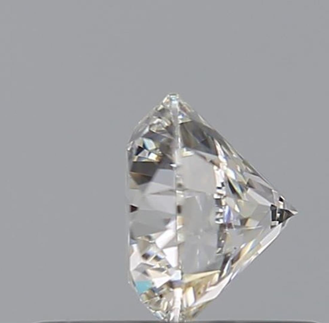 Diamante certificato GIA da 0,56 carati con colore H e purezza VVS2 In condizioni Nuovo in vendita a บางรัก, TH