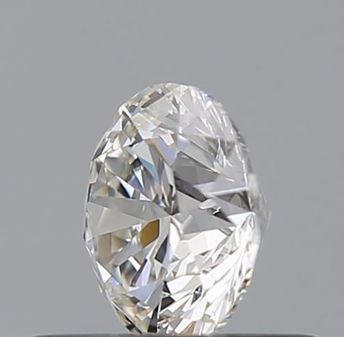Diamante certificato GIA da 0,56 carati con colore H e purezza VVS2 in vendita 1