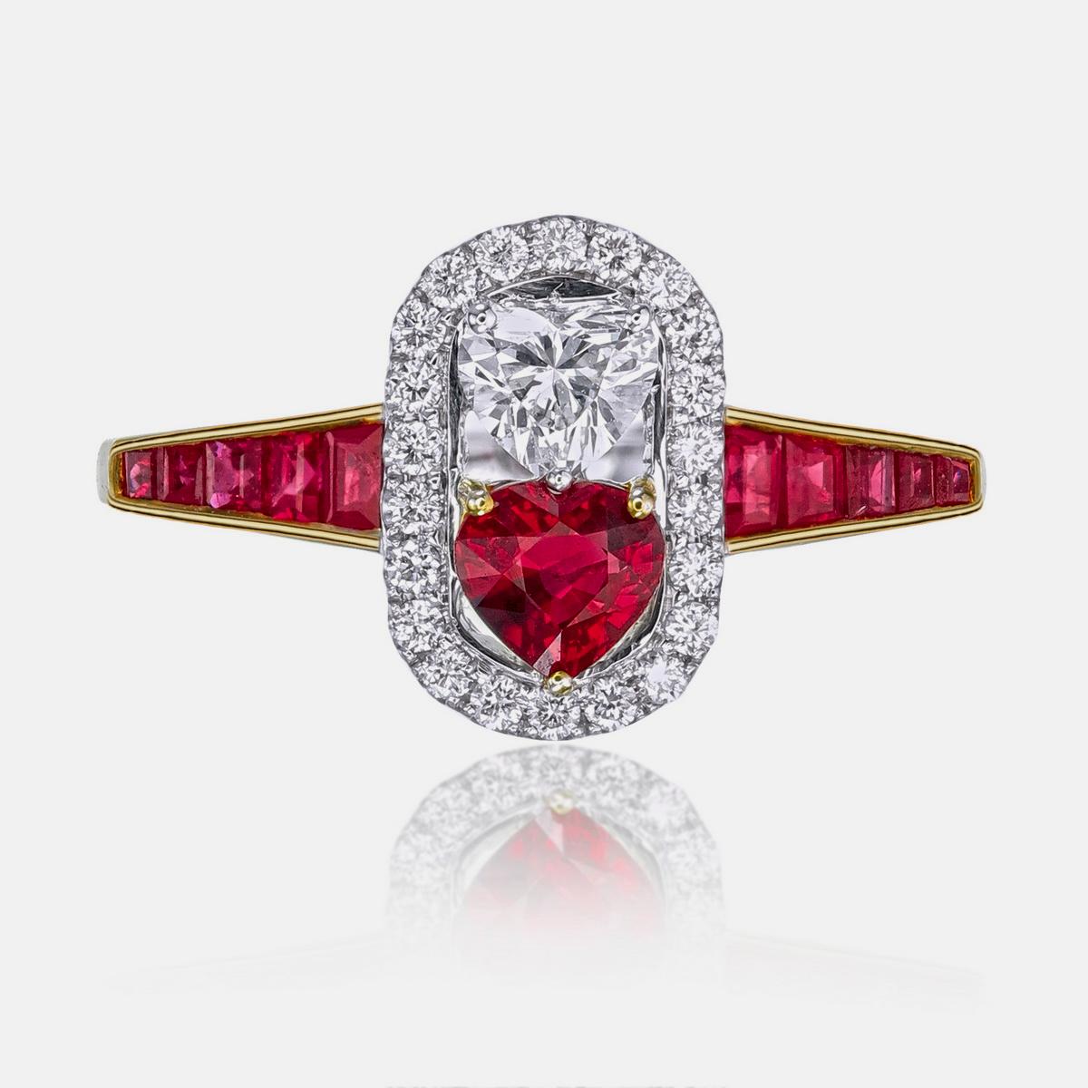 GIA Certified 0.58 Carat Ruby Burmese No Heat Pigeon Blood and Diamond Ring In New Condition For Sale In Bangkok, TH