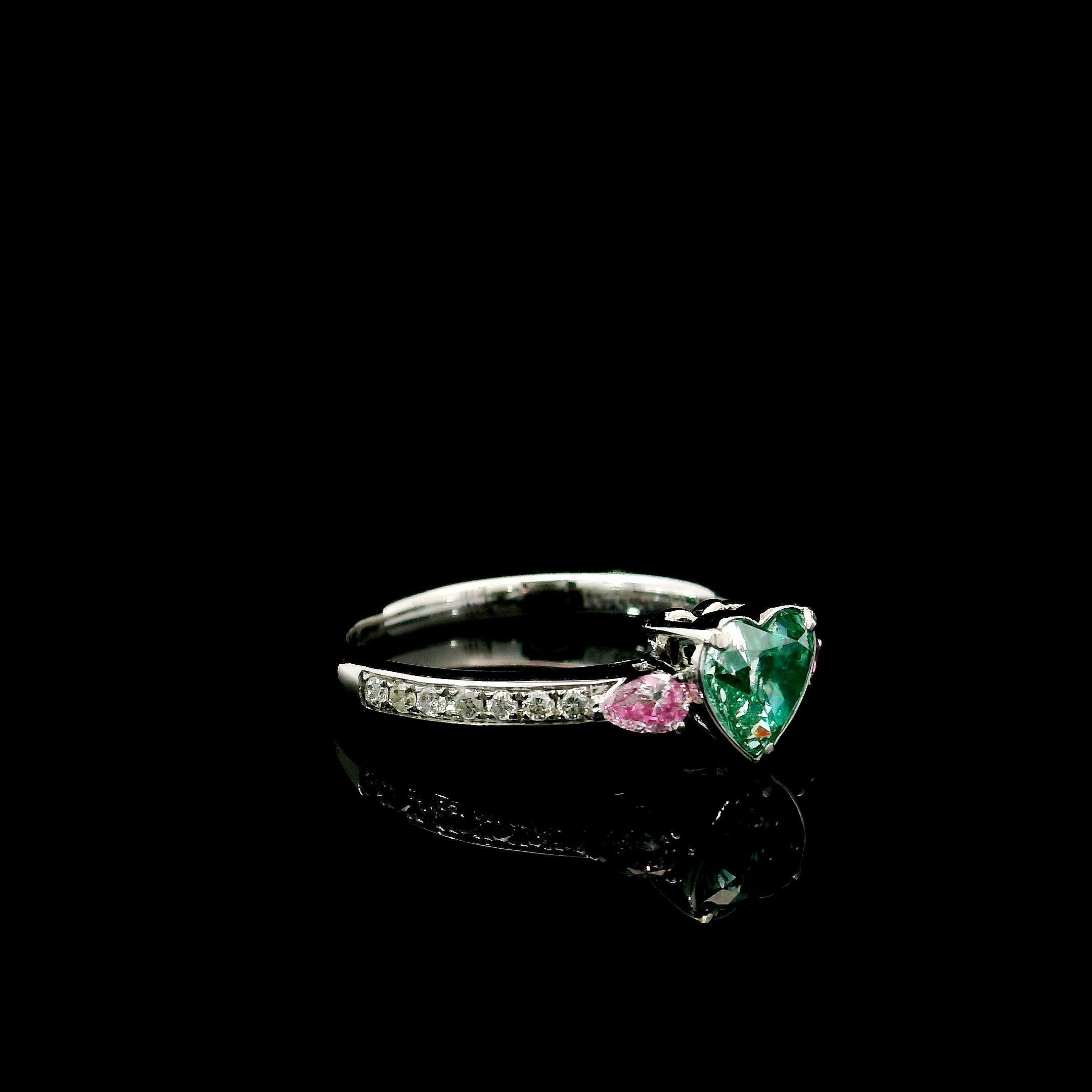 Heart Cut GIA Certified 0.60 Carat Very Light Green Yellow SI2 Clarity Diamond Ring For Sale