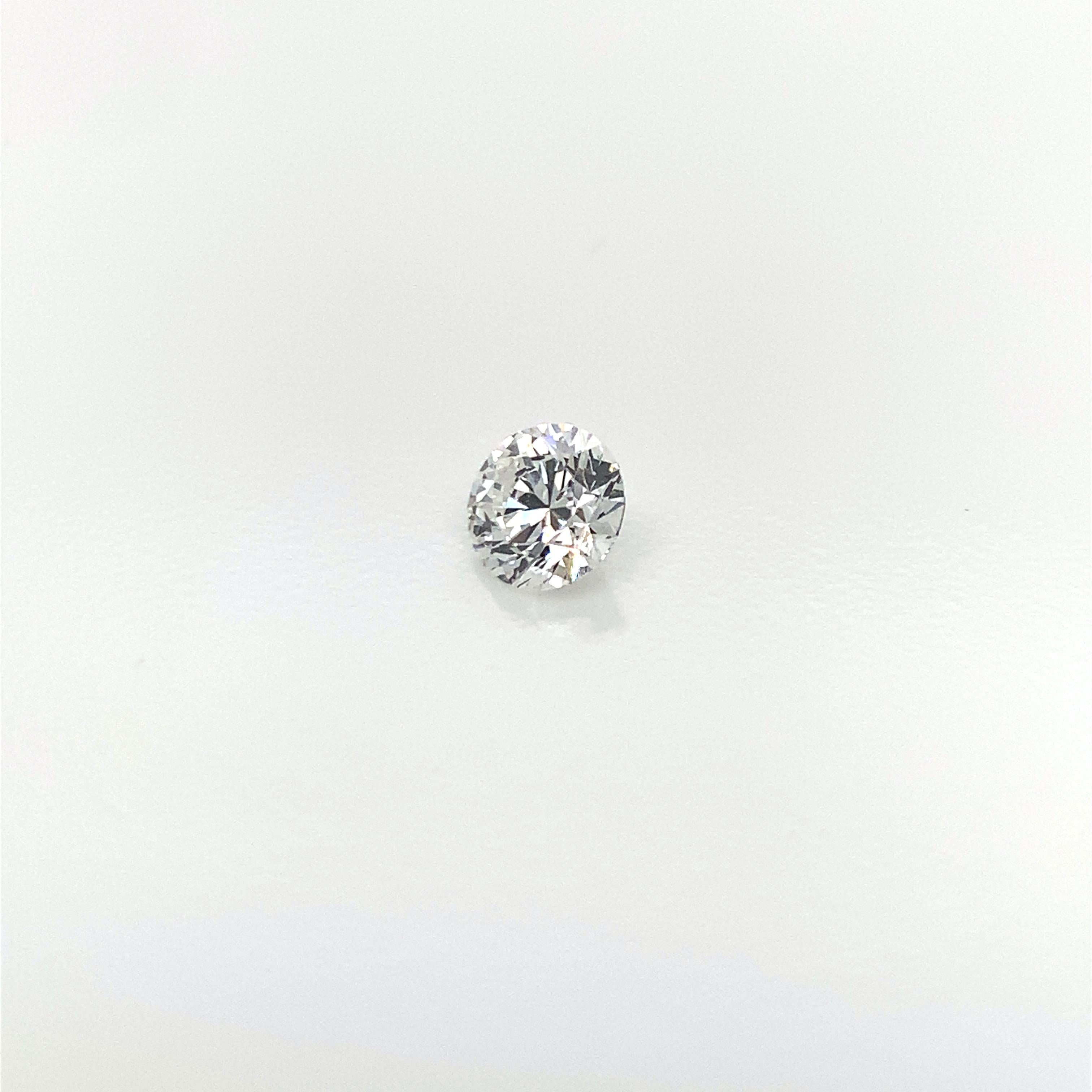 GIA Certified 0.61 Carat Round Brilliant Diamond In New Condition For Sale In New York, NY