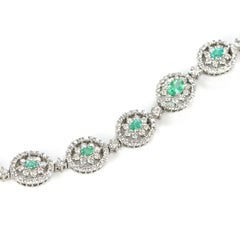 GIA Certified 0.62 Carat Brazilian Paraiba and Diamond Bracelet Made in Platinum